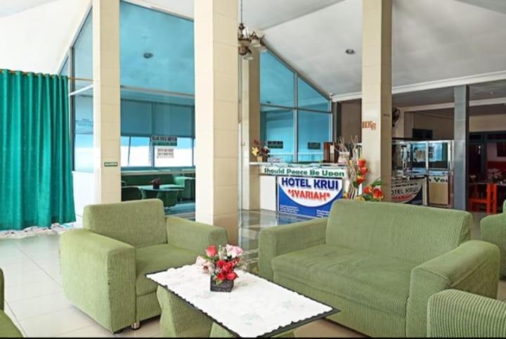 Hotel Krui Syariah Екстер'єр фото
