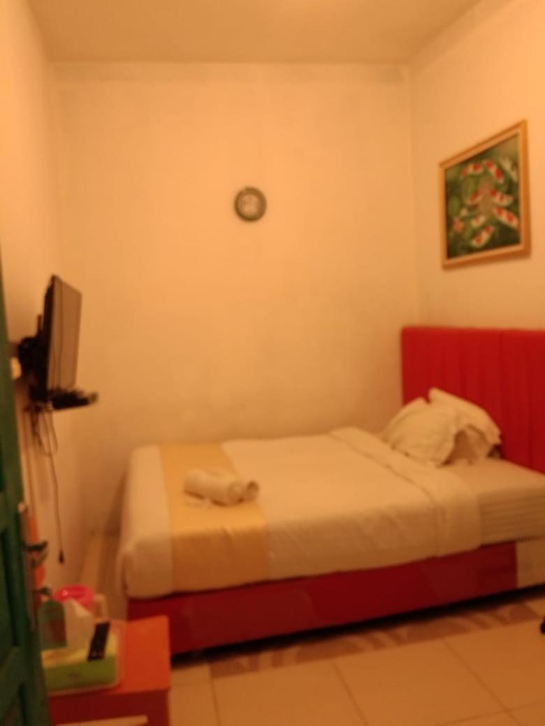 Hotel Krui Syariah Екстер'єр фото
